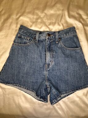 Levi's Classic High-Rise Blue Denim Shorts